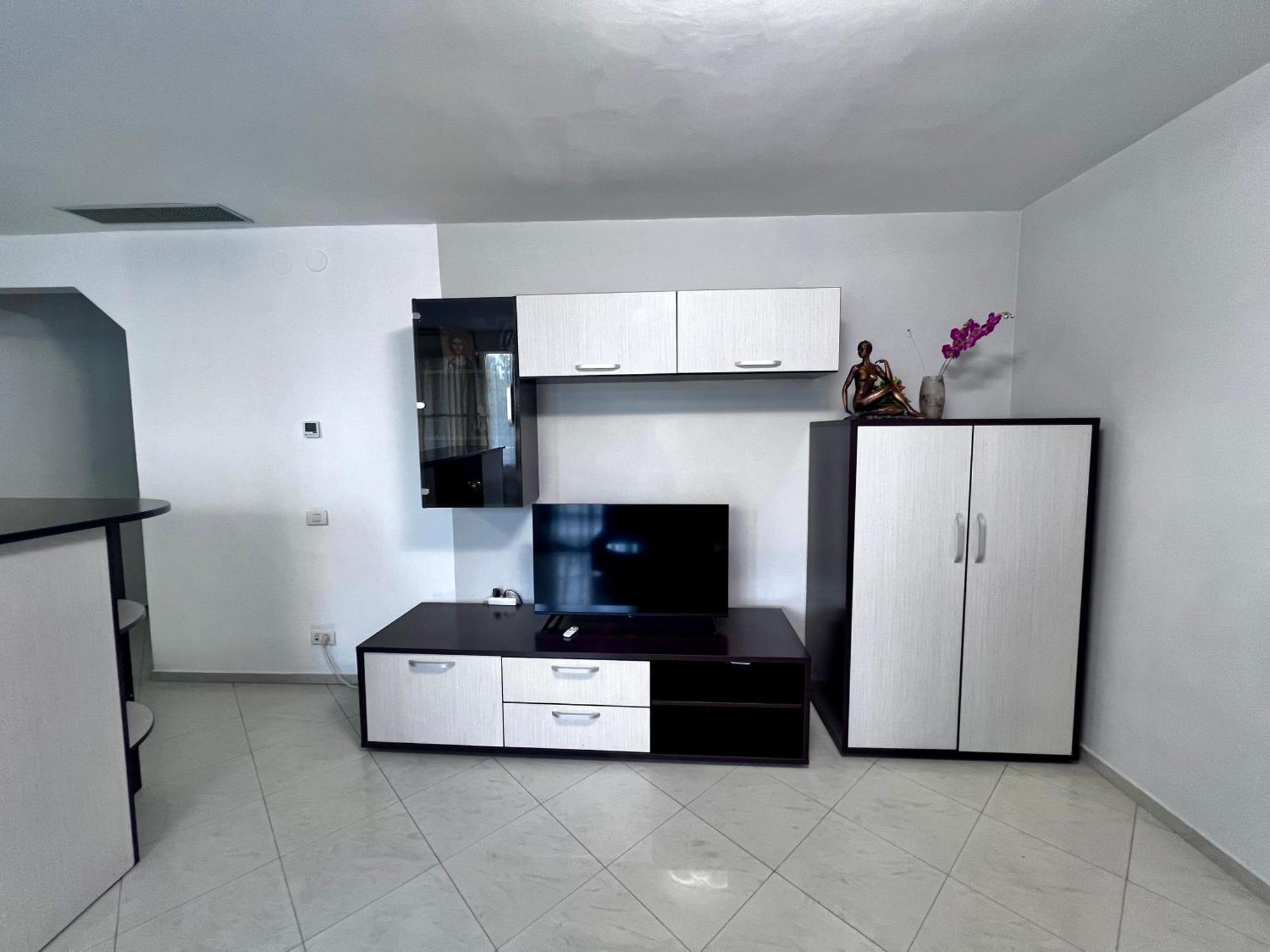 Coralia Luna Park Apartments Mamaia Exterior photo